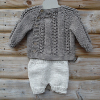 Baby Outfit 0-6 months - Fawn/Cream