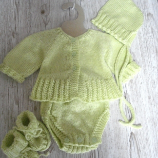 Baby Outfit - Jacket, Pants, Hat & Shoes 0-6 months