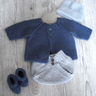 Baby Outfit - Jacket, Pants, Hat & Shoes 0-6 months